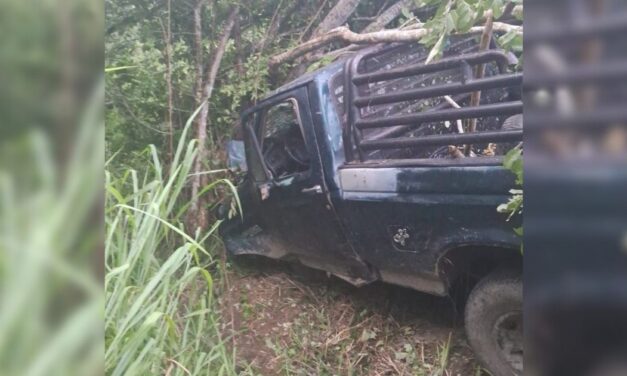 Chicontepec: ¡Conductor atropella a un menor, se da a la fuga, choca y es interceptado por testigos del accidente!