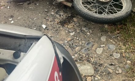 Motociclista pierde la vida en choque contra taxi en Álamo