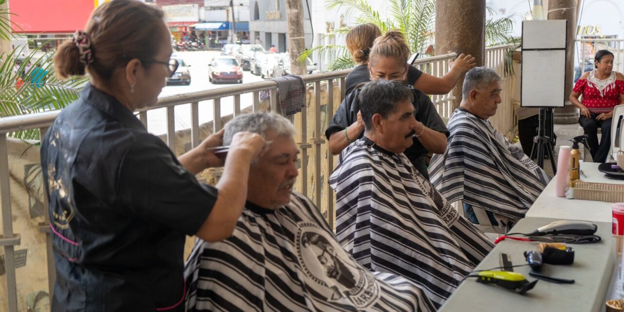TUXPAN: Apoyo a familias tuxpeñas con talleres, cortes de cabello y revisiones visuales