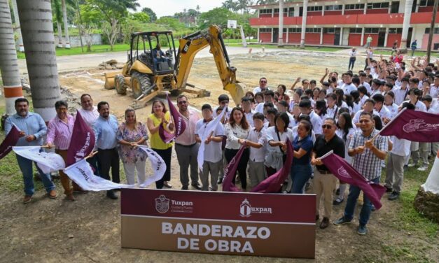 Tuxpan: Inicia construcción de techados en áreas de uso múltiple y canchas deportivas en el CETMAR y en la Secundaria Técnica 76