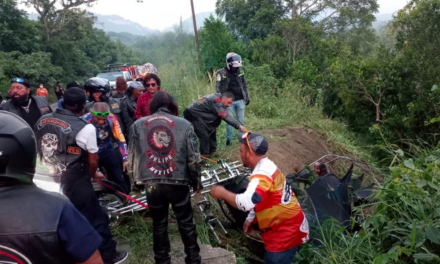¡Iban al Motofest en Tecolutla! Motociclistas heridos tras accidente en la carretera Papantla-Gutiérrez Zamora