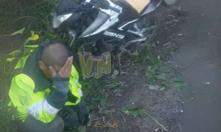 ¡Fue el cansancio!: Motociclista sufre un accidente en la carretera Álamo-Potrero del Llano