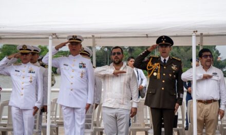 Con desfile cívico-militar se conmemoró en Tuxpan el 215 Aniversario del Inicio de la Independencia de México