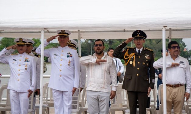 Con desfile cívico-militar se conmemoró en Tuxpan el 215 Aniversario del Inicio de la Independencia de México