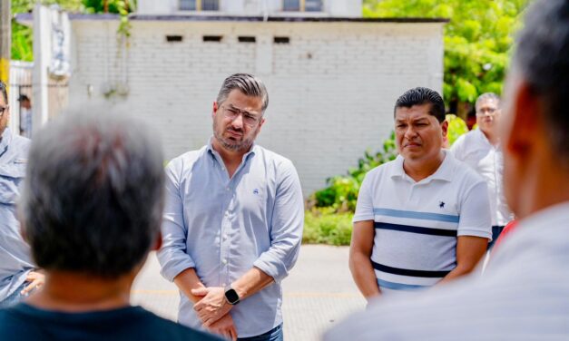 Daniel Cortina atiende demandas ciudadanas en la colonia Nueva Italia