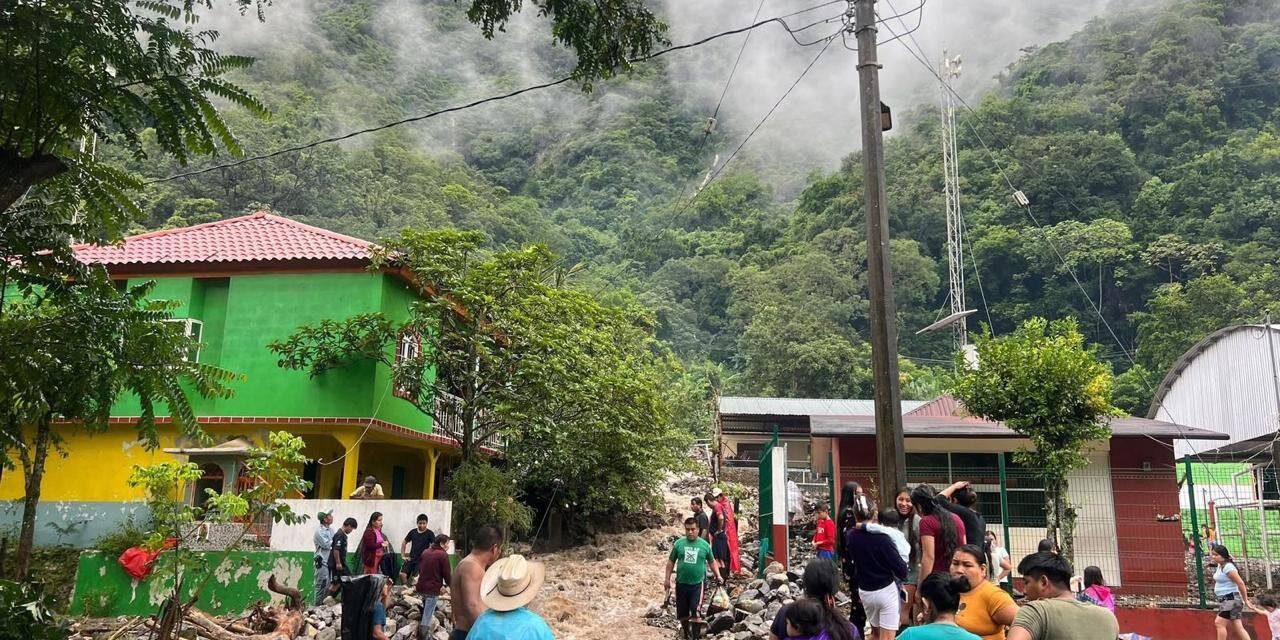 Ilamatlán y sus 23 localidades indígenas continúan incomunicadas