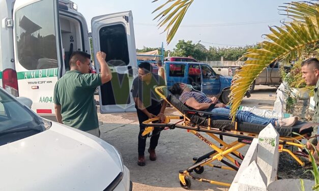 Joven voluntaria de Atzalan es hospitalizada tras sufrir problemas de salud en Álamo