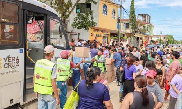 DIF Tuxpan lleva más apoyos emergentes a damnificados