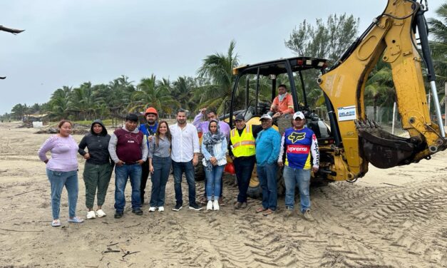 Daniel Cortina arranca limpieza de las playas de Tuxpan