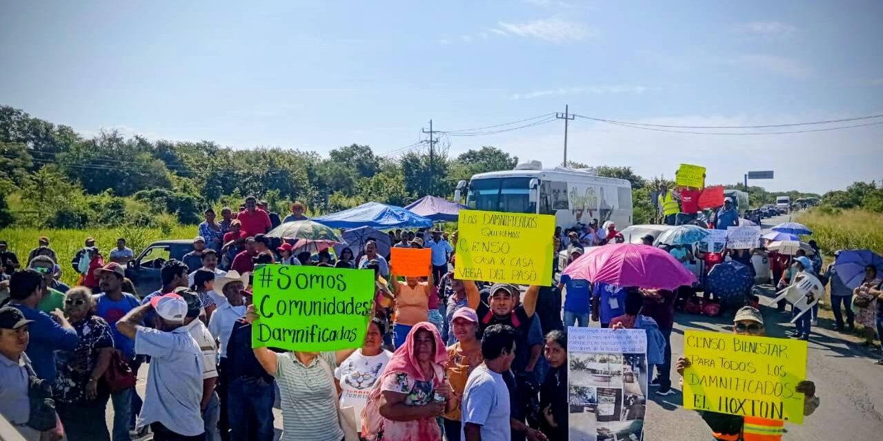 Bloquean Carretera Tempoal-Pánuco: comunidades exigen censo de Bienestar