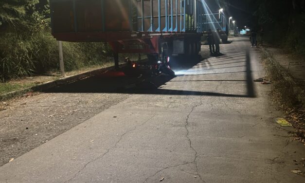 Pánuco: Motociclista pierde la vida al chocar contra una Jaula cañera estacionada