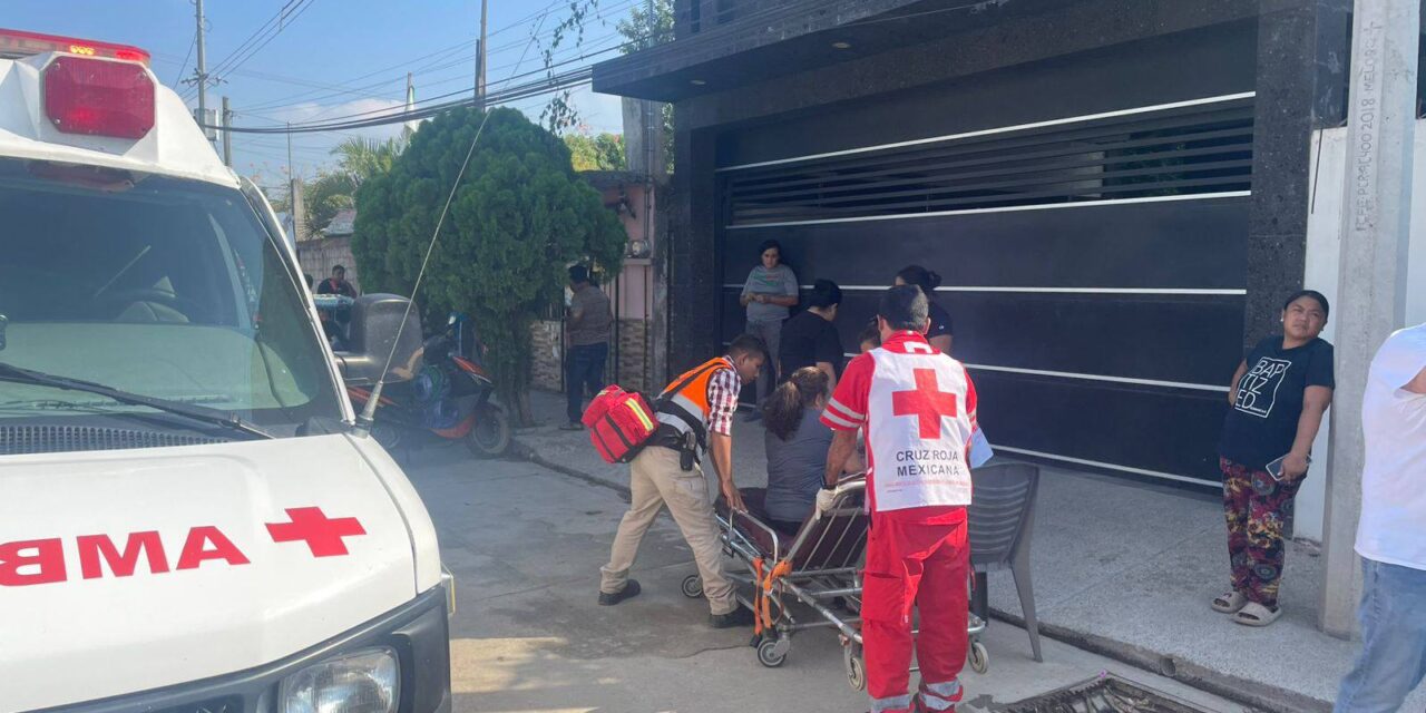  Pánuco: Motociclista arrolla a una mujer en la colonia Revolución Mexicana