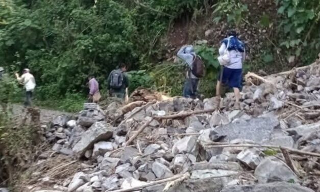 Ilamatlán: A un mes de las fuertes lluvias e inundaciones, Atempa continúa incomunicado