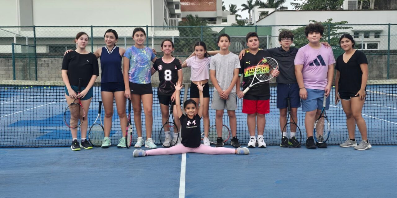 Padres Impulsan Clínica de Tenis en Tuxpan- La Plataforma que Llevará a sus Hijos al Ranking Nacional