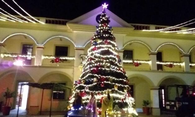 Tampico Alto: encendido del Pino Navideño con magia, desfile y sorpresas