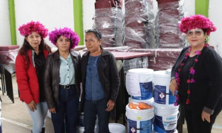 Entrega SEV mobiliario y pintura a escuelas de la zona norte y centro