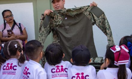 CAIC DIF Tuxpan acude al 39/o. Batallón de Infantería a través de su programa “Visita Guiada”