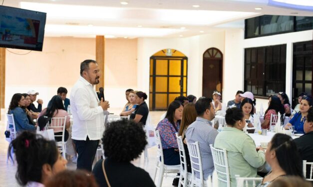 Prestadores de servicios fortalecen la atención al cliente en Tuxpan