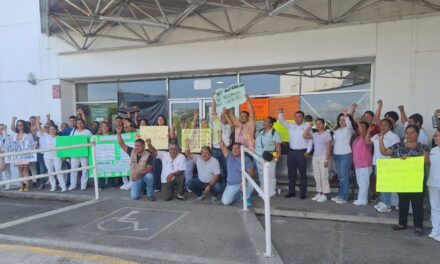 Cuarto día de paro en hospitales de Álamo