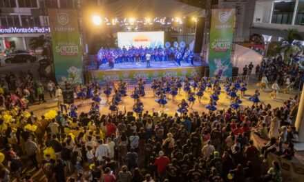 Tuxpan despide la temporada vacacional con música y gran ambiente familiar