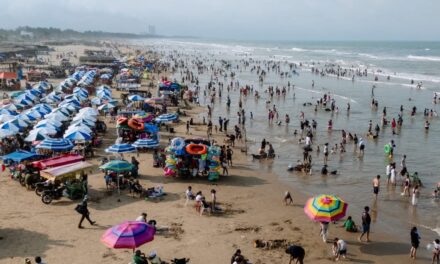 Más de 57 mil visitantes consolidan a Tuxpan como destino en Semana Santa