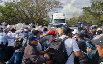Desalojo con gas lacrimógeno libera la Tuxpan–Tampico en Potrero del Llano tras 48 horas de bloqueo
