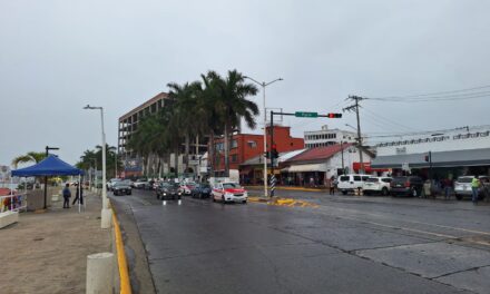 Frente frío 43 recorre Veracruz: Reportan rachas de hasta 85 km/h y descenso de temperatura