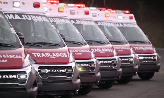 Entregan primera etapa de ambulancias IMSS Bienestar; Tuxpan recibe unidad