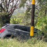 Camioneta se sale del camino en la Naranjos-Chontla