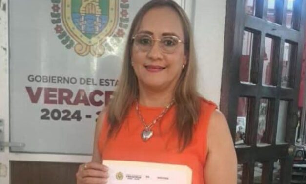 Relevo en la Jurisdicción Sanitaria No. 1 de Pánuco: Claudia Arteaga asume la titularidad