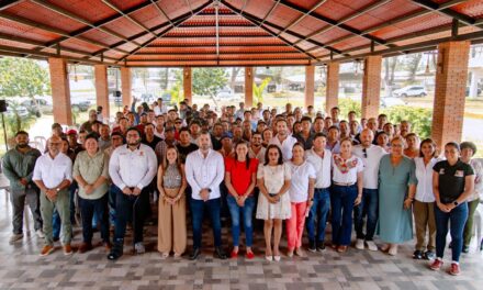 Reconoce Ayuntamiento de Tuxpan la labor de trabajadoras y trabajadores de la construcción