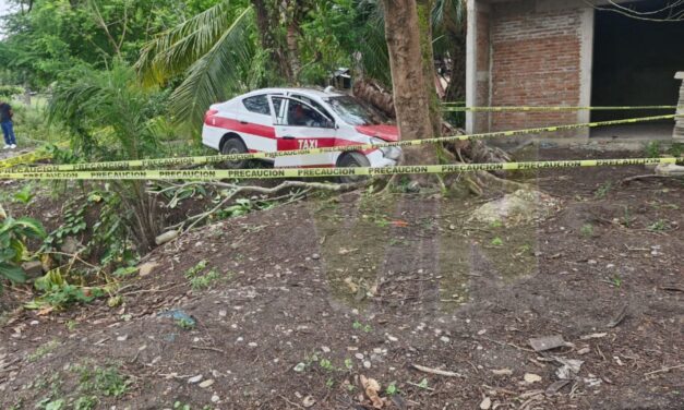 Muere taxista de la ruta Álamo-Llano Enmedio al sufrir infarto al volante en Ixhuatlán de Madero