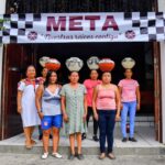 Mujeres preservan la identidad huasteca en la tradicional Carrera de Ollas de Ixhuatlán de Madero