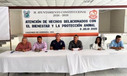 Capacitan a policías de Cazones en protección animal