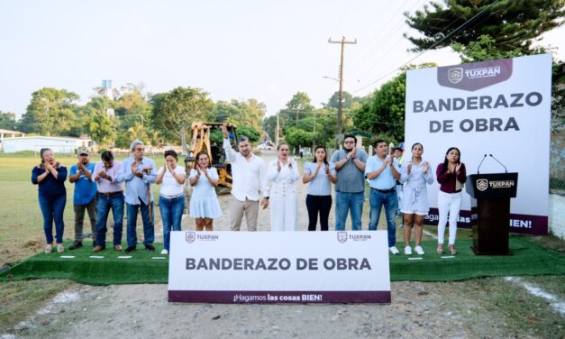 Llega obra al Km 18: 2 Km de guarniciones y banquetas en Praxedis Guerrero