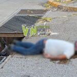 Motociclista termina en el hospital tras caer en alcantarilla en rehabilitación en Álamo