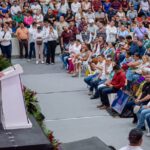 Daniel Cortina y Marisol Martínez acompañan a Rocío Nahle en entrega de apoyos que benefician a 971 tuxpeñas y tuxpeños