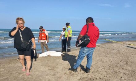Hombre muere ahogado en Playa Azul, en Cazones