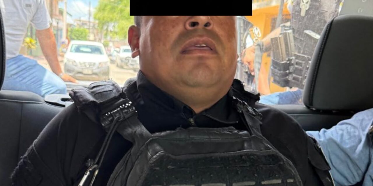 Detienen a comandante de la Policía Municipal de Pánuco; investigan presuntos vínculos con delincuentes