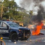 Destituyen a comandante y nueve policías tras muerte de automovilista en Álamo