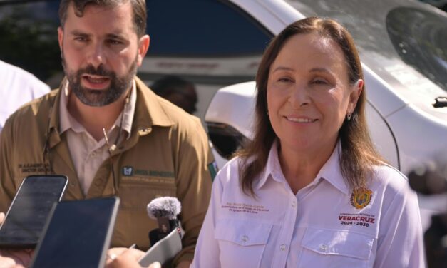 Anuncian nuevos hospitales para Tuxpan y Pánuco; revisarán abasto y condiciones de los actuales
