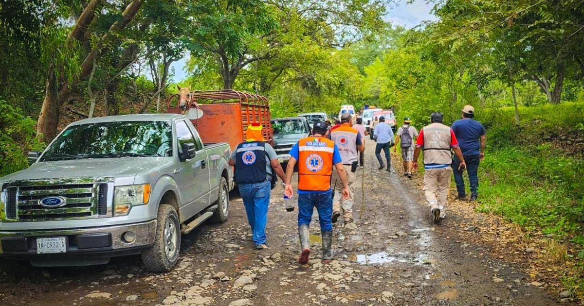Localizan con vida a adulto mayor tras operativo de búsqueda en Cerro Azul