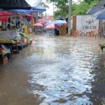 ¡Otra vez bajo el agua! Media hora de lluvia vuelve a inundar el centro de Álamo
