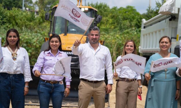 NUEVA MAQUINARIA A FAVOR DE TUXPAN