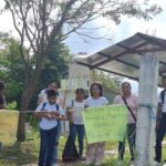 Padres de familia toman el CAM de Ixcatepec para exigir plazas docentes faltantes