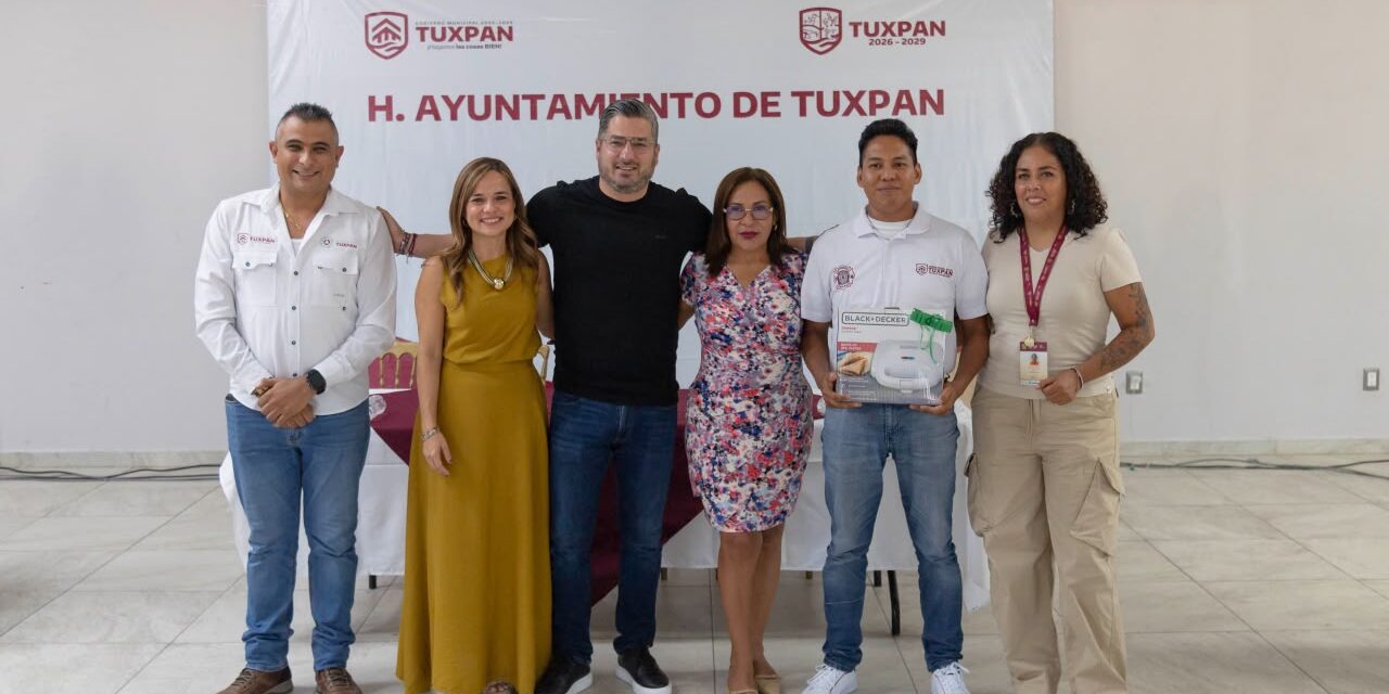 Reconocen la entrega y vocación de Protección Civil Tuxpan