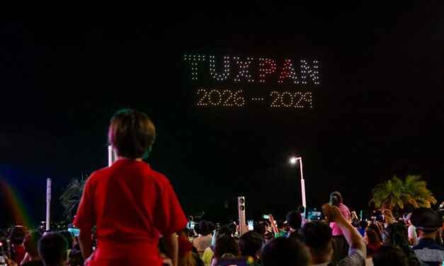 TUXPAN BRILLÓ COMO NUNCA EN NOCHE HISTÓRICA DEL GRITO DE INDEPENDENCIA