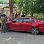 Atacan con arma de diábolos el vehículo de una docente en Álamo