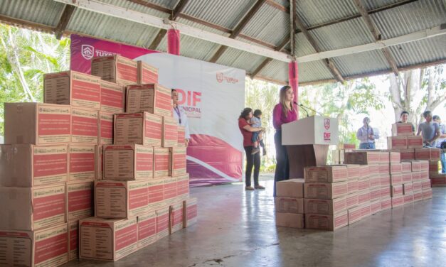DIF Tuxpan entrega 524 apoyos alimentarios en beneficio de 262 familias tuxpeñas