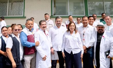 Daniel Cortina acompaña a Rocío Nahle en gira de trabajo por Tuxpan